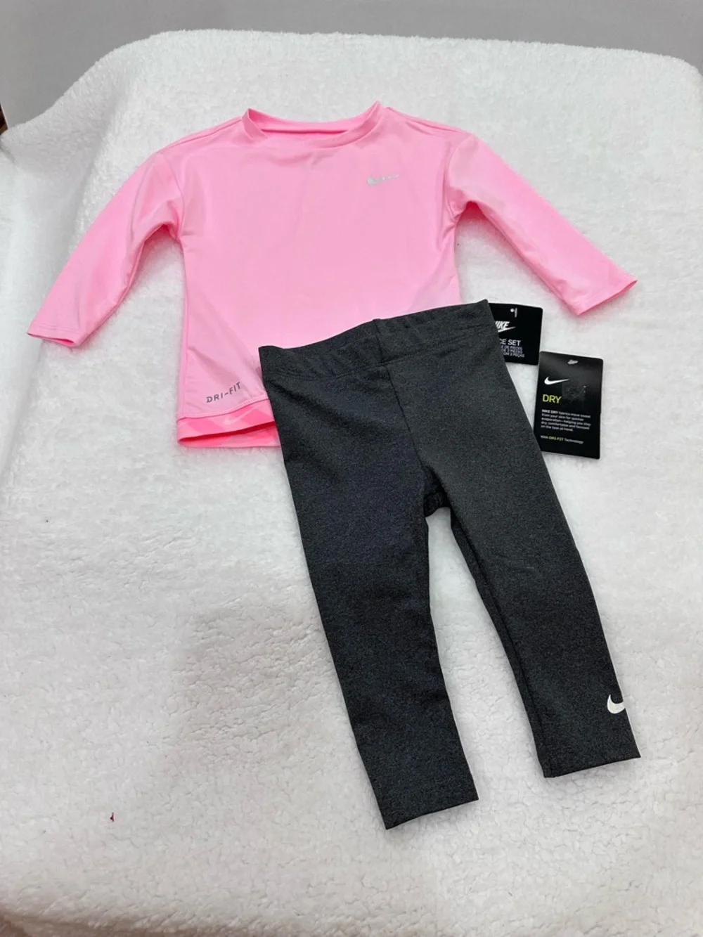 Nike Kids Pink Top and Charcoal Gray Leggings Matching Set - Picture 1 of 7